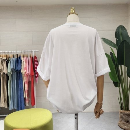 루즈핏 원형레터링 티셔츠