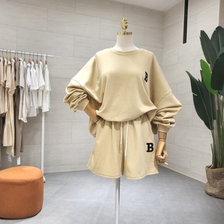 가슴 B자수 반바지 세트