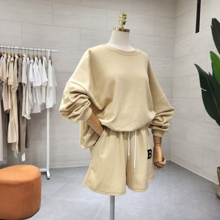 가슴 B자수 반바지 세트