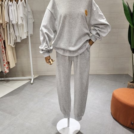 등판스마일 레이어드 조거세트