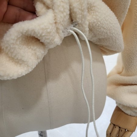 밑단 조리개 뽀글이 맨투맨