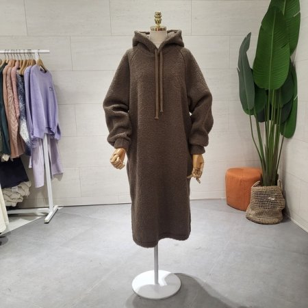 뽀글후드 롱 원피스