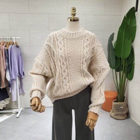 피셔 꽈배기 라운드니트