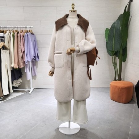 니트넥 탈부착 양털 무스탕