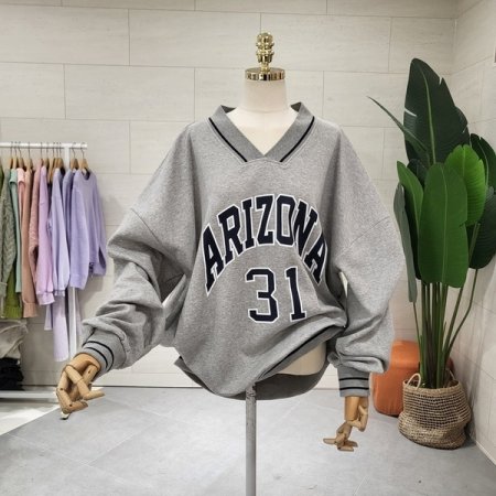 루즈핏 아리조 브이넥맨투맨