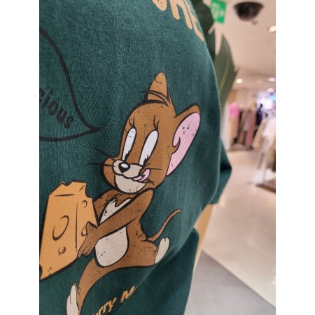 루즈핏 제리치즈 반팔티셔츠