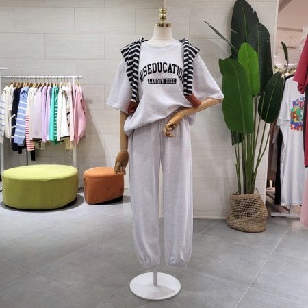 힐 레터링 반팔조거세트