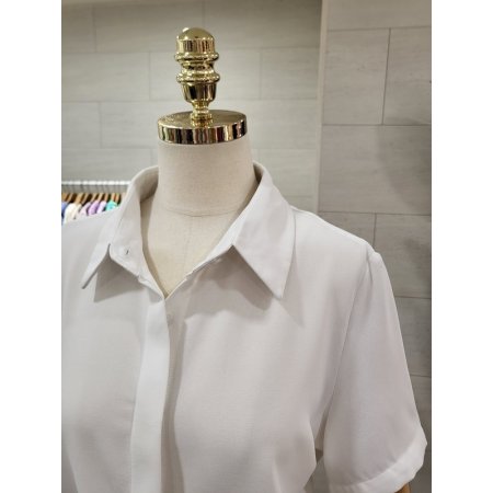 찰랑 히든버튼 반팔 블라우스