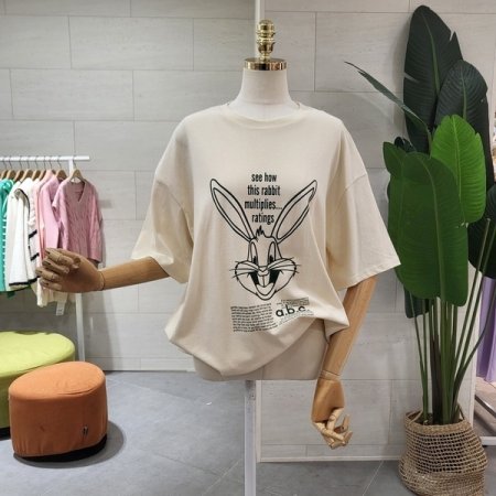 벅스바니 반팔 티셔츠