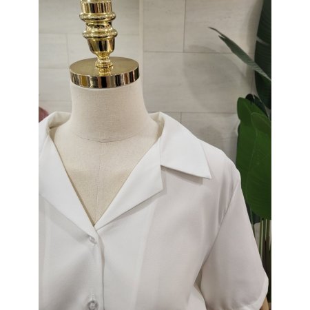 찰랑 오픈 반팔 브이셔츠