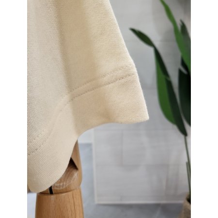 탄탄 파리자수 컬러맨투맨