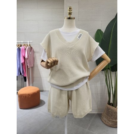 라벨 V니트 반바지세트