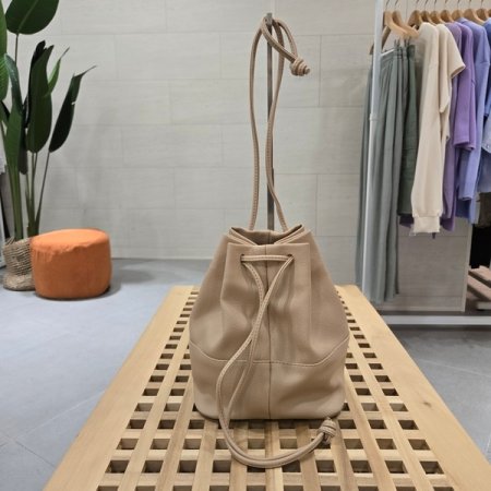 코코 버킷핸드백