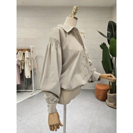 밑단스트링 볼륨소매 셔츠