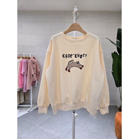 에잇컨셉 표범 기모 맨투맨