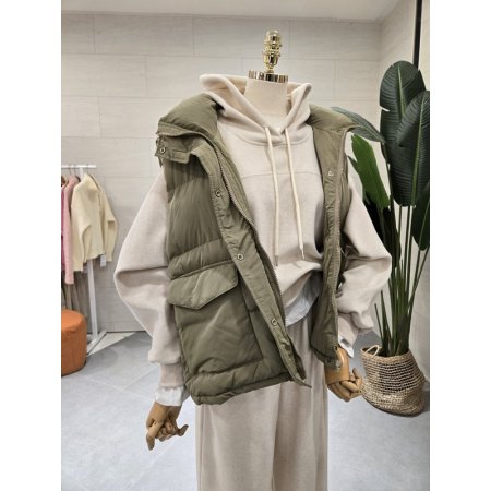 하이넥 홀리 패딩 조끼