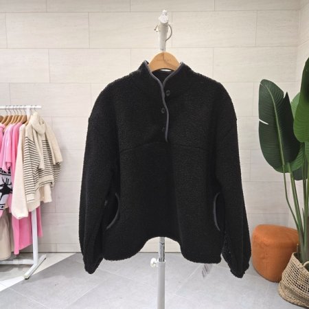 뽀글이 플러스 반집업티셔츠