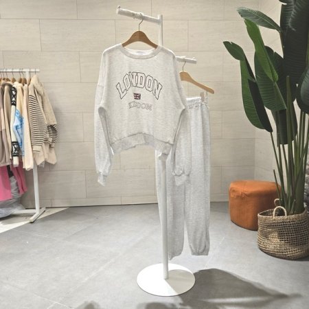 킹덤 라운드 조거팬츠세트