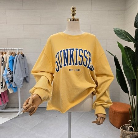 키스트 컬러 맨투맨