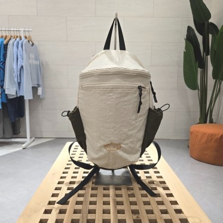 나일론 컬러포인트 백팩