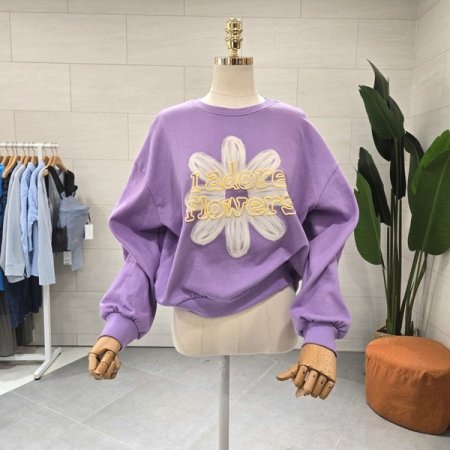 발포 데이지 맨투맨