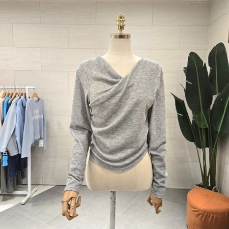 슬림 꼬임 브이넥 티셔츠