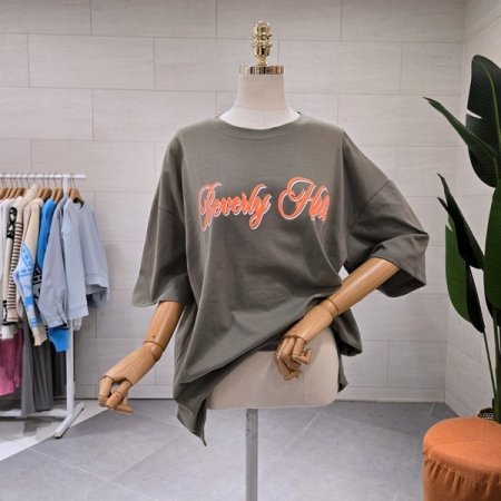 루즈핏 힐즈 반팔티셔츠