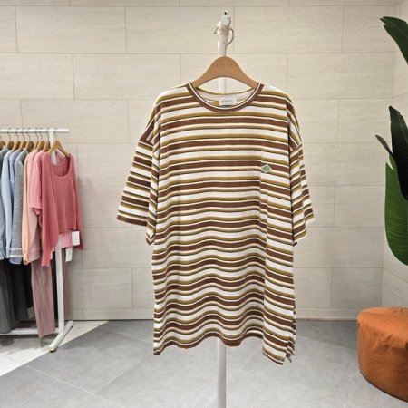 러키 자수패치 컬러단티셔츠