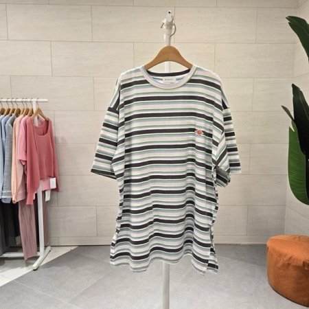 러키 자수패치 컬러단티셔츠