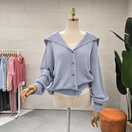 부클 세라카라 니트가디건