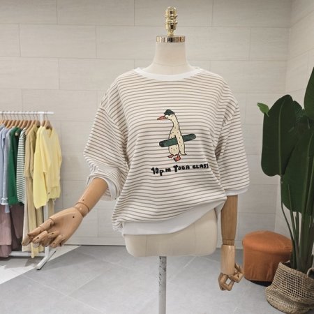 화이트덕 단반팔 맨투맨