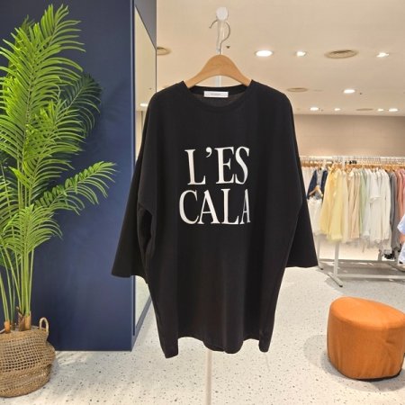 탄탄 영문 박스티셔츠