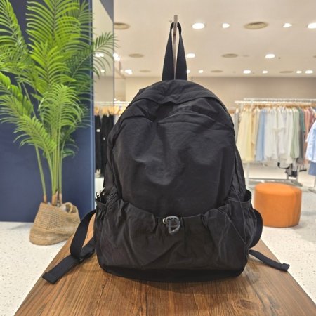 조리개 포인트 폴리백팩