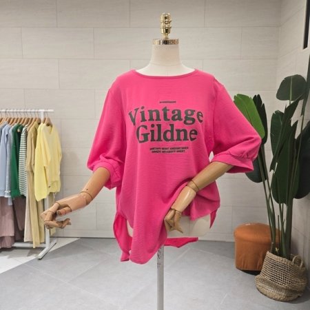 찰랑 레터링 라운드 블라우스