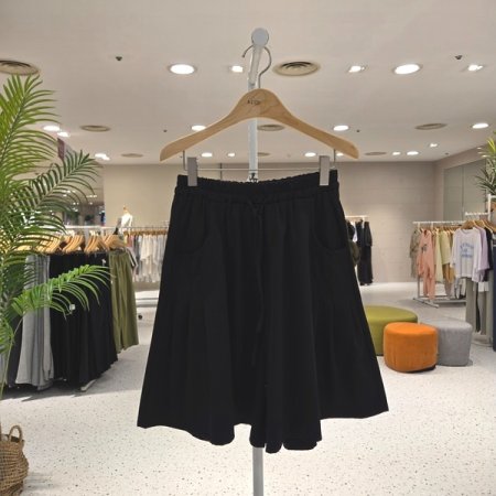 폴리 포켓 핀턱 밴드반바지