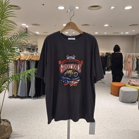 루즈핏 레이싱 반팔티셔츠