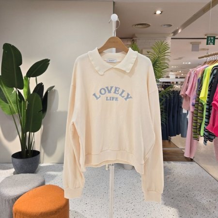 물결카라 러블리 자수맨투맨