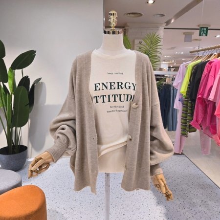 루즈핏 백자수 포인트 옆트임가디건