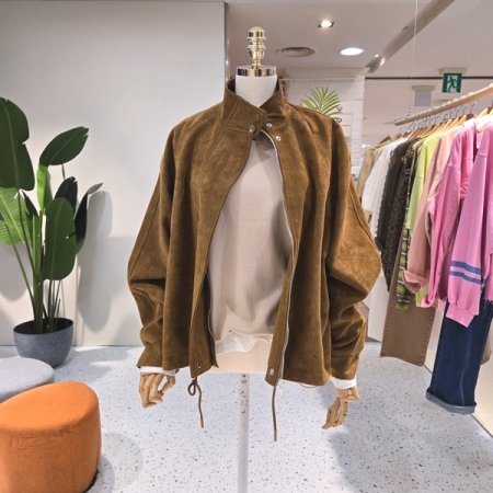 루즈핏 하이넥 스웨이드점퍼