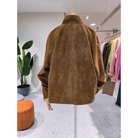 루즈핏 하이넥 스웨이드점퍼