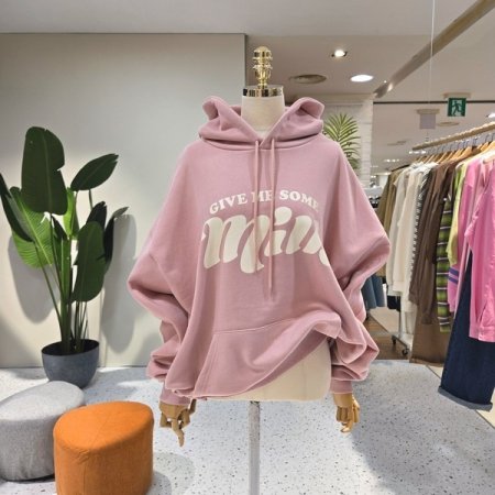 루즈핏 밀크 후드맨투맨