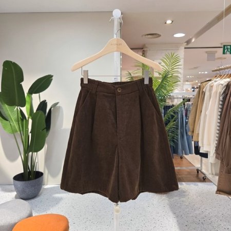 뒷밴딩 핀턱 골덴반바지