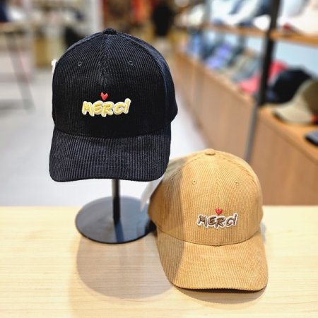 엘르 MERCI 볼캡 2종