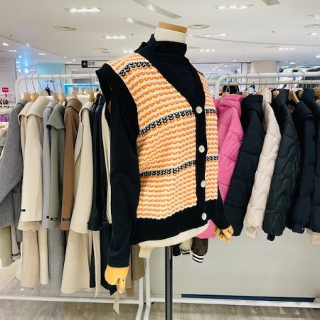 배색 짜임 조끼