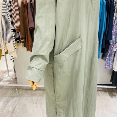 후드 하프 반집업 원피스