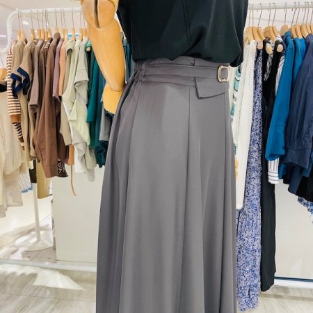 써클 벨트 장식 스커트