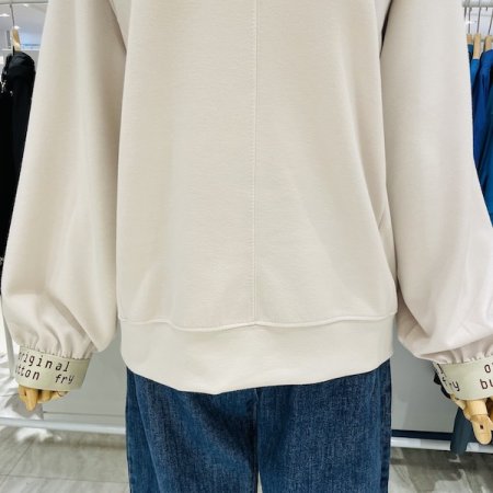 레터링 소매 배색 티셔츠