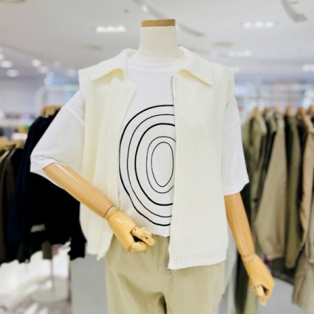 카라 니트 버디 지퍼 베스트