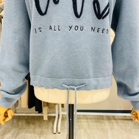 러브 레터링 라운드 니트