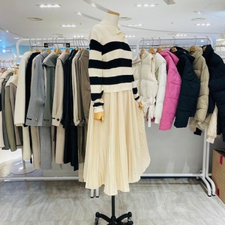 카라 니트 플리츠 배색 원피스